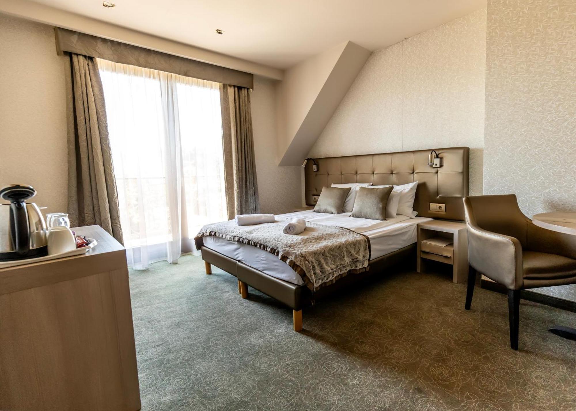 Hotel Mirage 4*